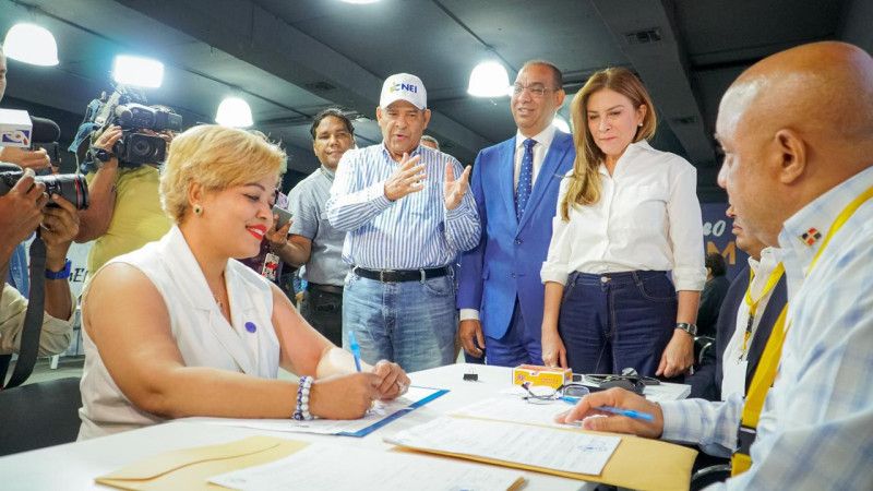 PRM inicia inscripción de precandidaturas para diputados, senadores y alcaldías