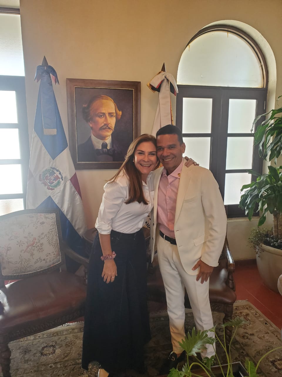 ALCALDE EN VENEZUELA DE ORIGEN DOMINICANO VISITA EL PAÍS