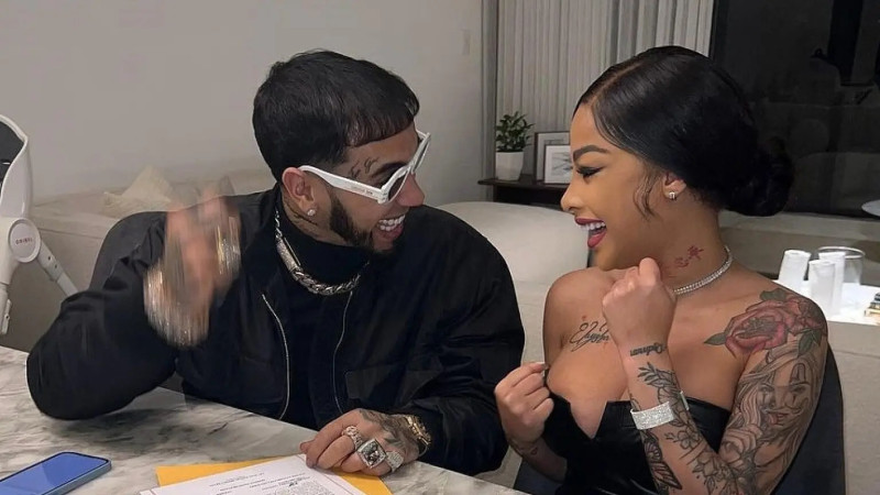 Yailin acusa a Anuel de golpearla durante su embarazo