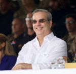Abinader se recupera de covid y encabeza reunión con el Consejo Superior Policial