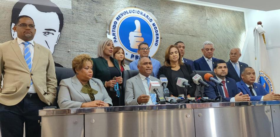 Diputados PRM arremeten contra partidos de oposición por juicio político Cámara de Cuentas