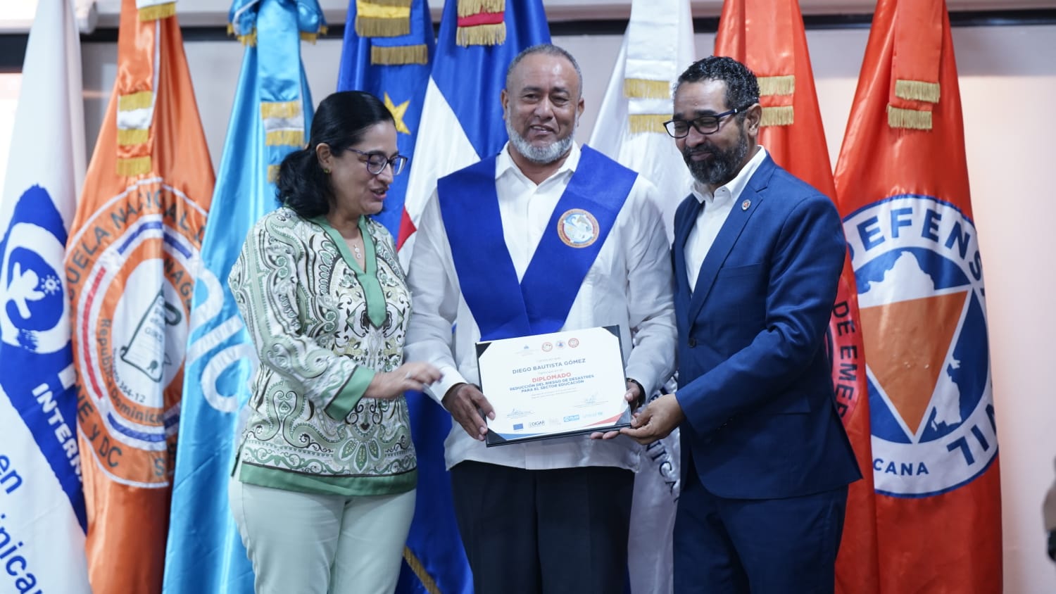 MINERD gradúa a 40 técnicos en reducción de riegos para el sector educativo