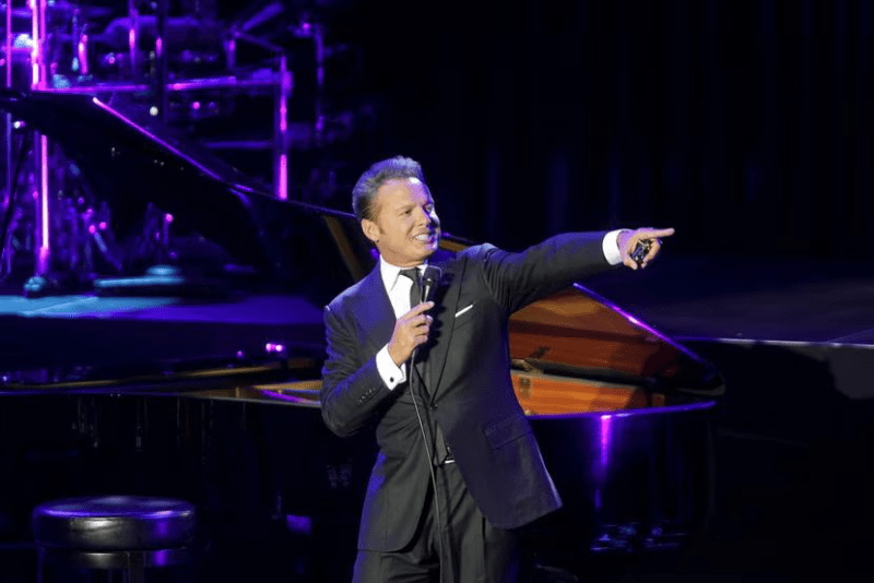 Luis Miguel anuncia concierto en Santo Domingo