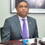 Yván Lorenzo, senador de Elías Piña, sufre accidente de tránsito