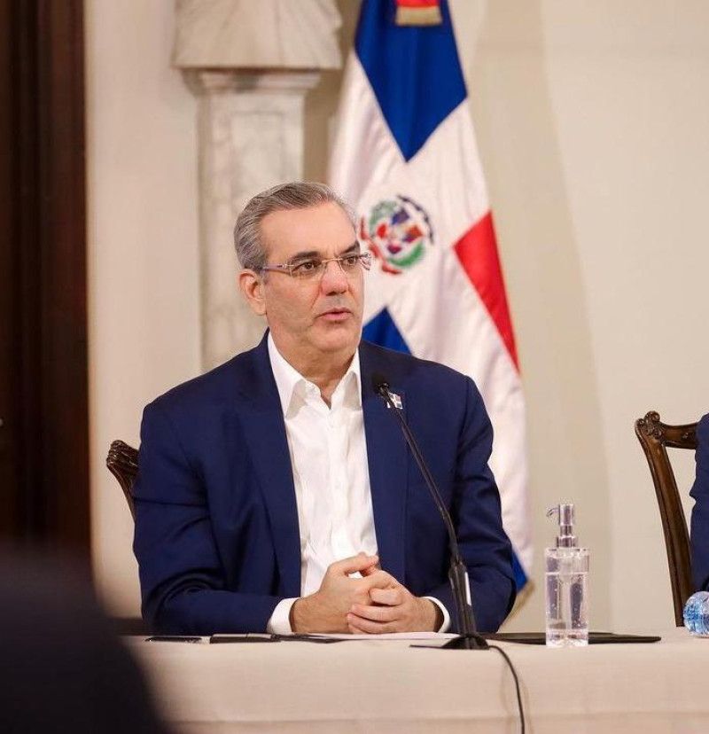 Abinader parte hacia Nueva York para participar en la Asamblea General de la ONU