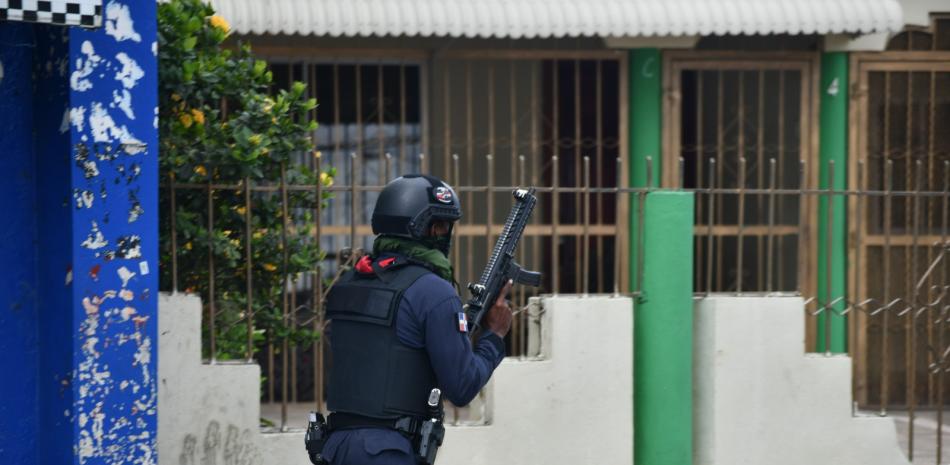 Militarización y comercio cerrado en segundo día de huelga en San Francisco de Macorís
