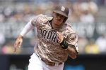 Manny Machado es sometido a cirugía en el codo derecho tras eliminación de los Padres