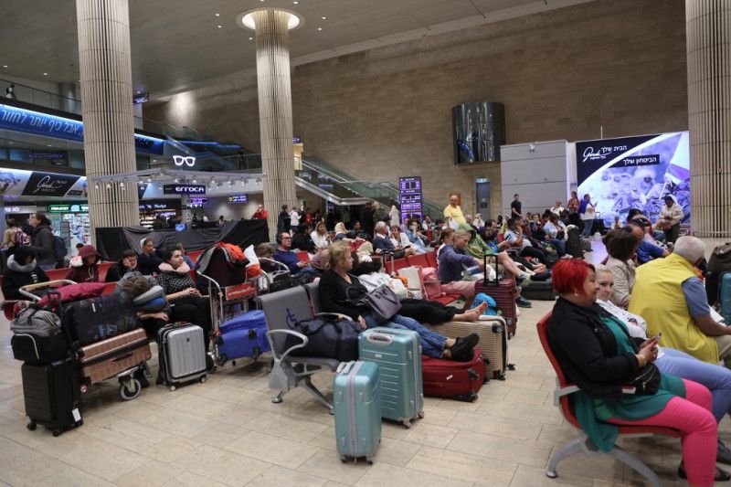 Ciudadanos salen de Israel aterrorizados: “Tuvimos la suerte de poder volar”