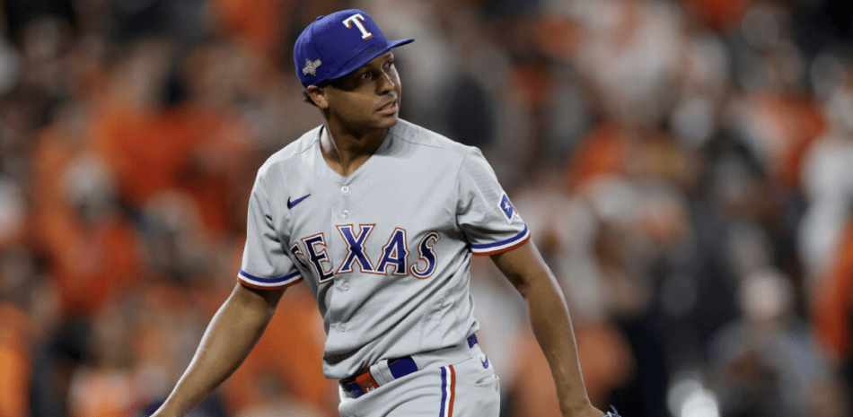 Pitcheo dominicano brilla en la postemporada
