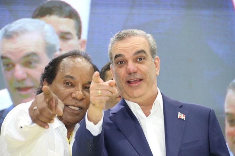 Zorrilla Ozuna hace jurar a Abinader que lo nombrará en el gobierno desde “ahora y después”