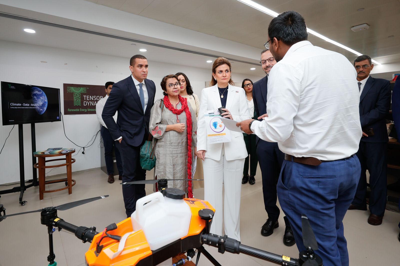 Encuentro entre el Vicepresidente de la República de la India y la Vicepresidenta de la República Dominicana
