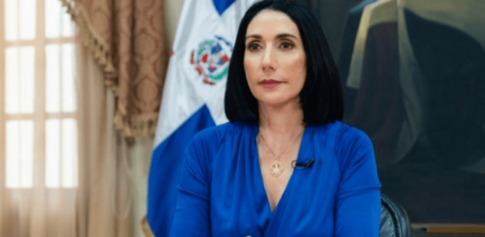 Raquel Arbaje le responde a Leonel Fernández ante denuncias de abandono en SDO