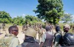 Gobierno tilda de ‘provocación’ protesta de haitianos ante el muro fronterizo por Dajabón