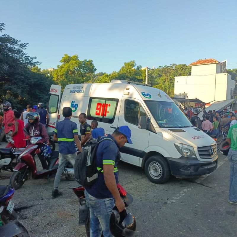 Es de la ruta 66 de Quita Sueño el minibús aplastado por una patana