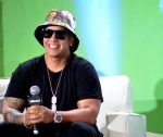 Urbanos idolatrados por la gente y arrodillados ante Dios: Daddy Yankee, Farruko, Héctor el Father…