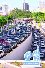 Poca labor en la reparación de paso a desnivel de la avenida 27 de Febrero