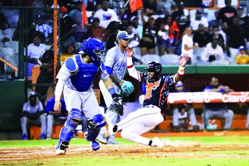 Águilas y Licey se juegan clasificación
