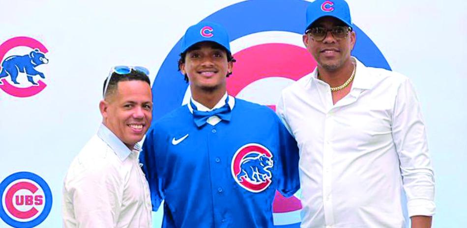 Leodalis De Vries lideró con 4.2 millones de dólares las firmas de prospectos