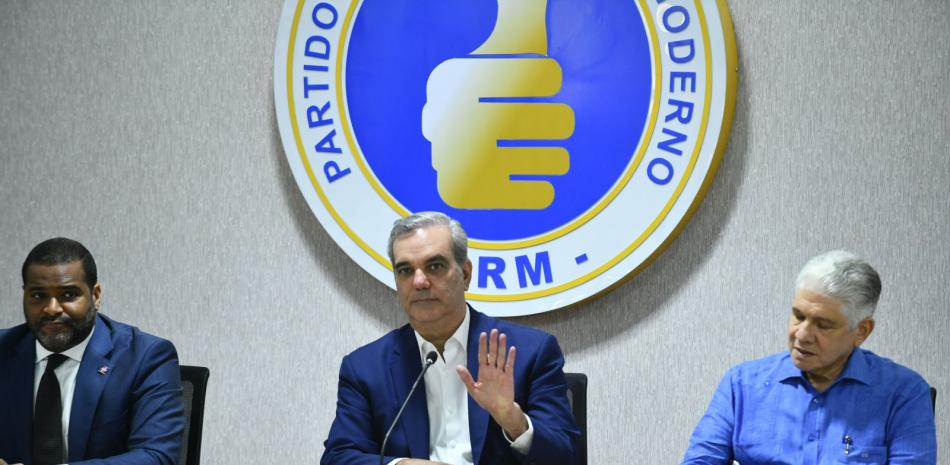 Abinader se reúne con partidos aliados para hablar sobre las estrategias de la campaña electoral