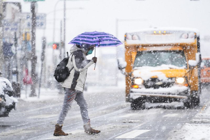 Tormenta invernal Lorraine causa la suspensión de un millar de vuelos en EE.UU.