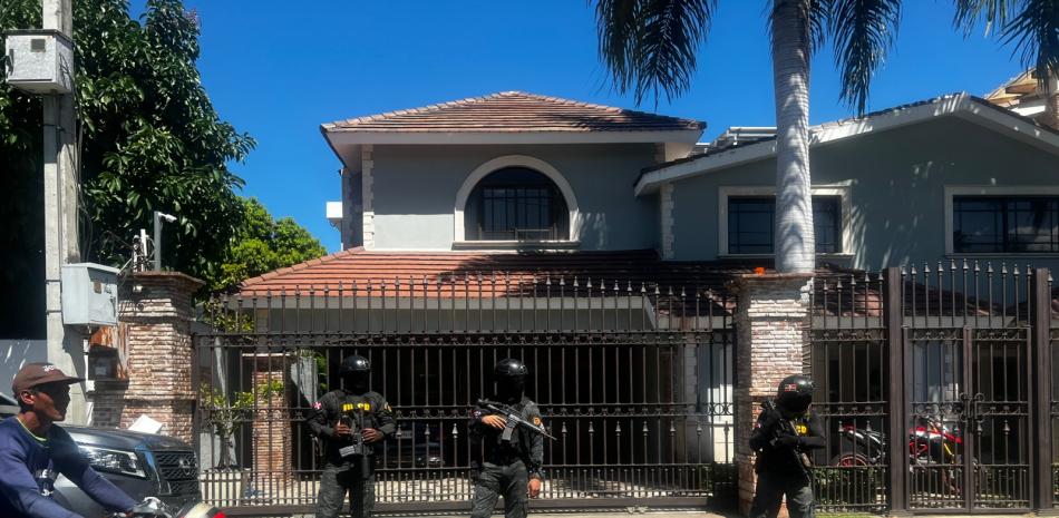 Ministerio Público realiza “levantamiento” en residencia de Micky López, dice abogado