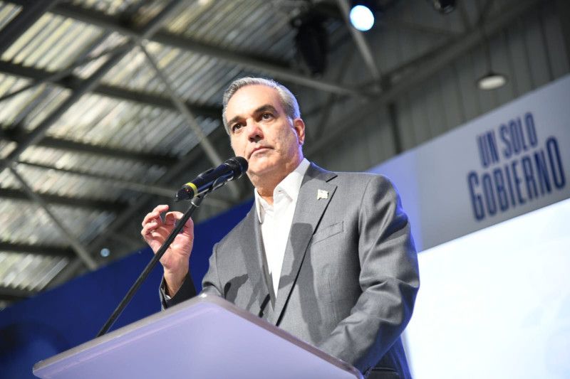 Abinader tiene hasta el miércoles para inaugurar obras y en cuatro días encabezará 15 inauguraciones