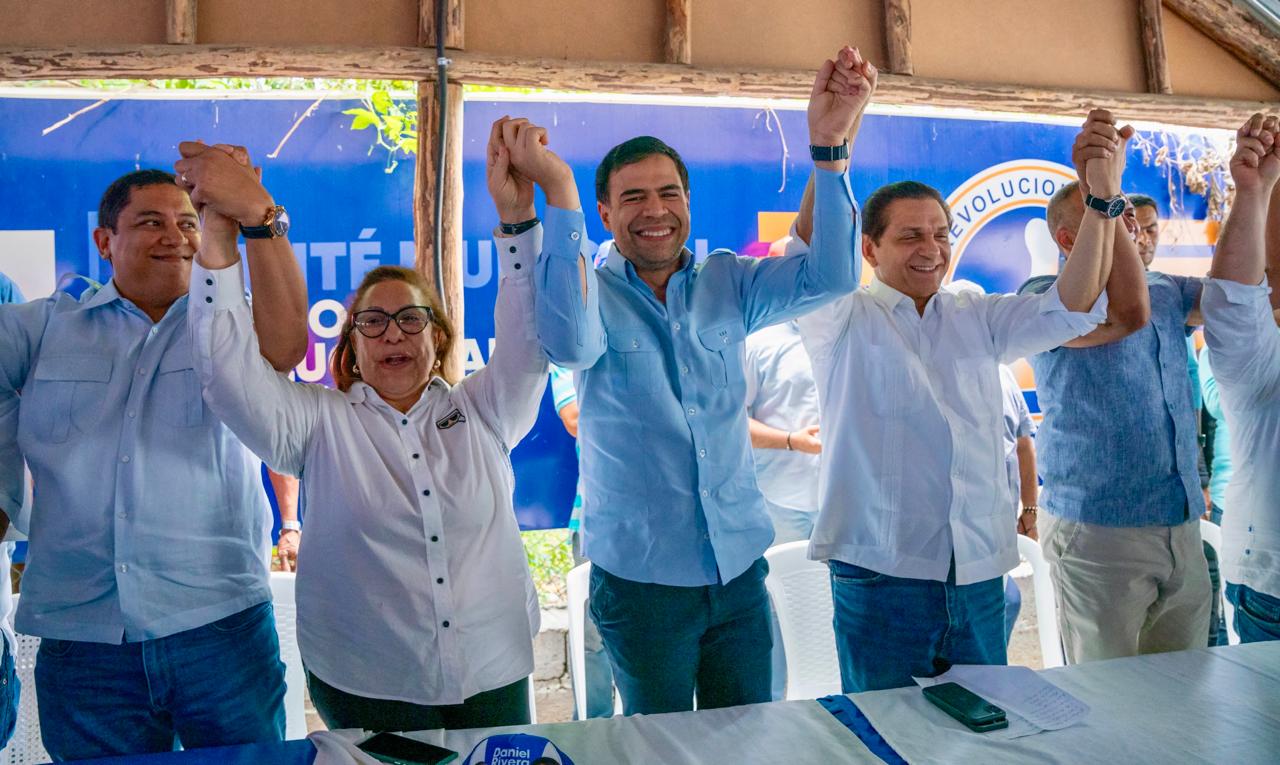 Roberto Ángel afirma que Abinader, Daniel Rivera y el PRM se han ganado los corazones de los santiagueros