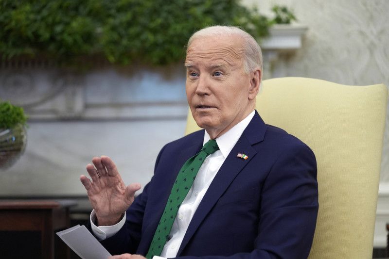 Joe Biden libera un millón de barriles de gasolina para bajar los precios antes de elecciones