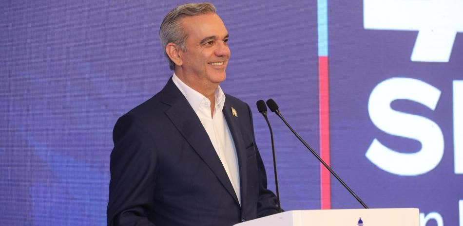 Abinader: Al pasar las elecciones convocaré a los aspirantes presidenciales del PRM