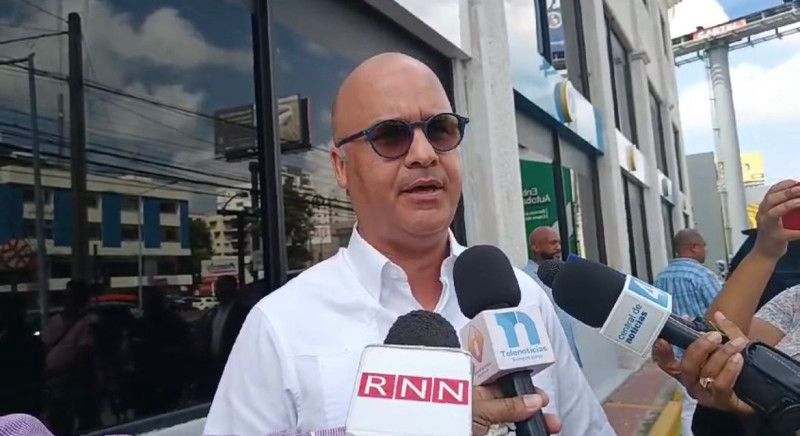 Abinader se reúne con su equipo de campaña para “puntualizar detalles” a cuatro días de los comicios