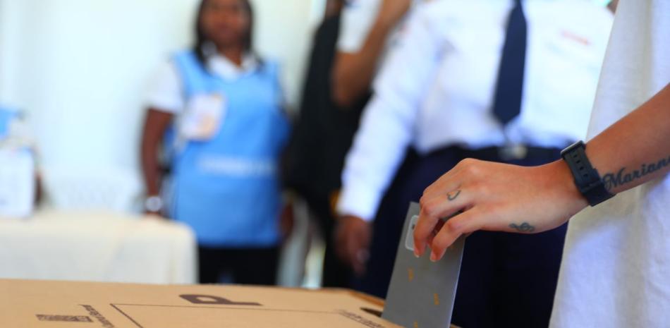 ¿Cuál ha sido el nivel de abstención electoral a nivel presidencial en las últimas 6 elecciones?