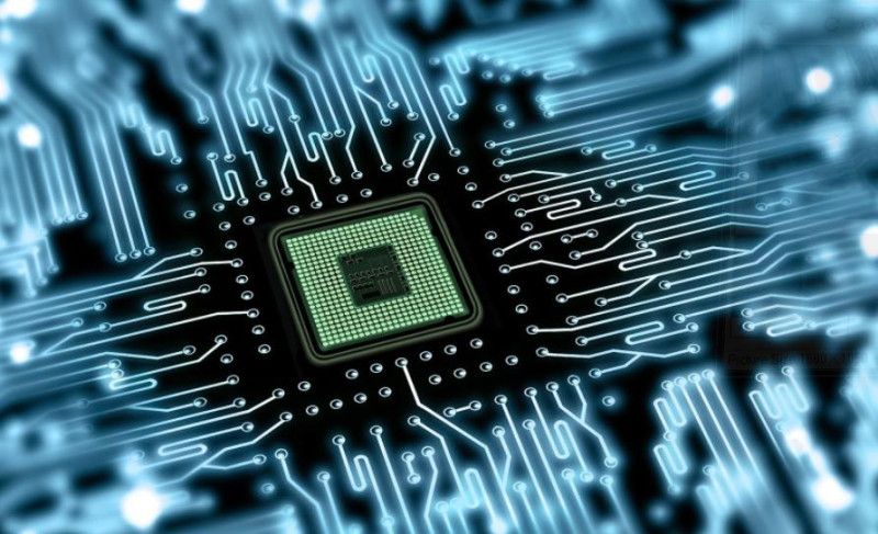 Abinader declara de alta prioridad nacional el desarrollo de microchips