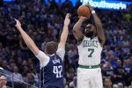 Celtics vencen 106-99 a Dallas y se colocan 3-0 en las Finales de la NBA