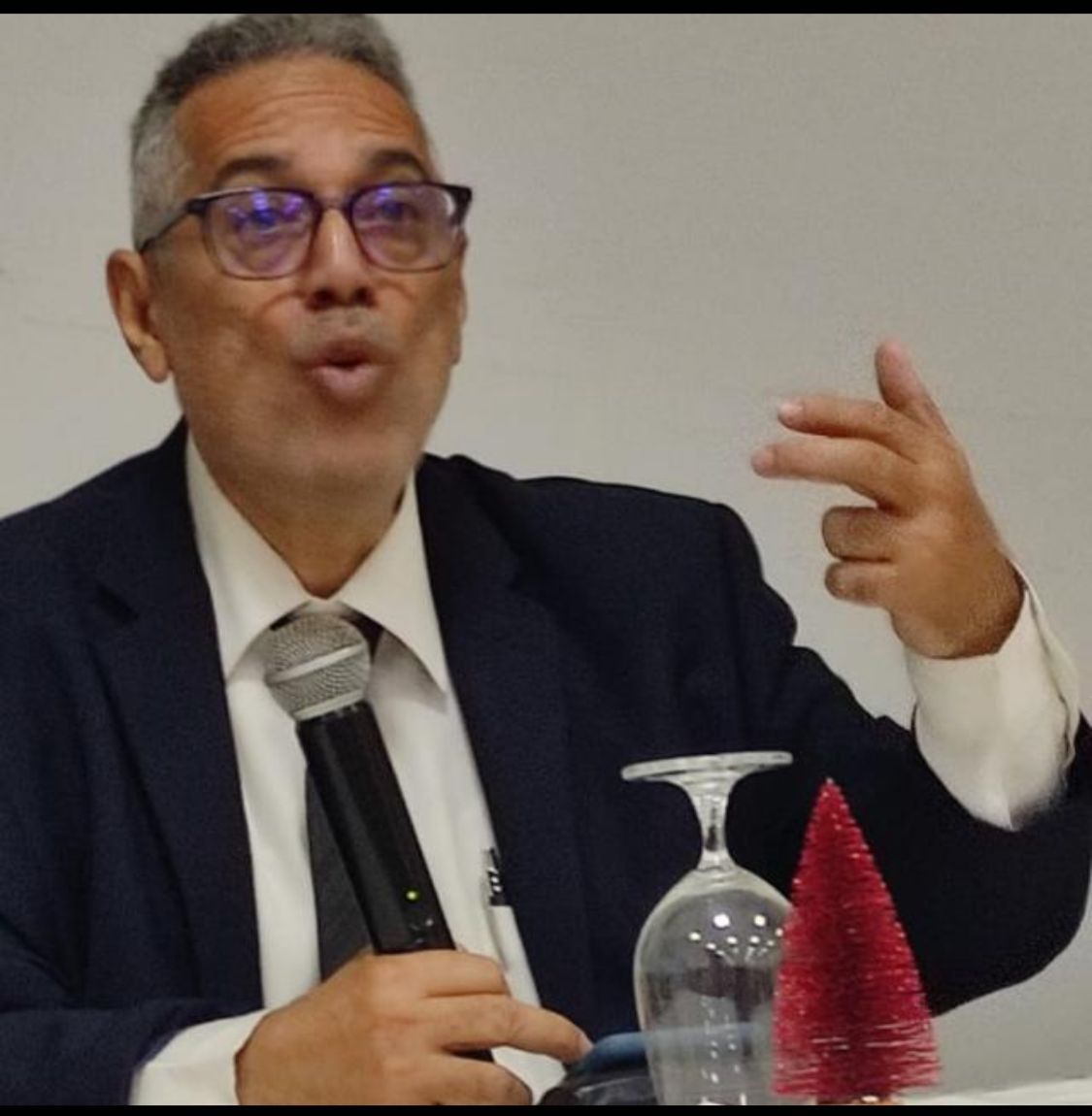 POLITÓLOGO ADVIERTE, EN VEZ DE REFORMA CONSTITUCIONAL,ABINADER SOMETERÁ UNA CONTRA REFORMA.
