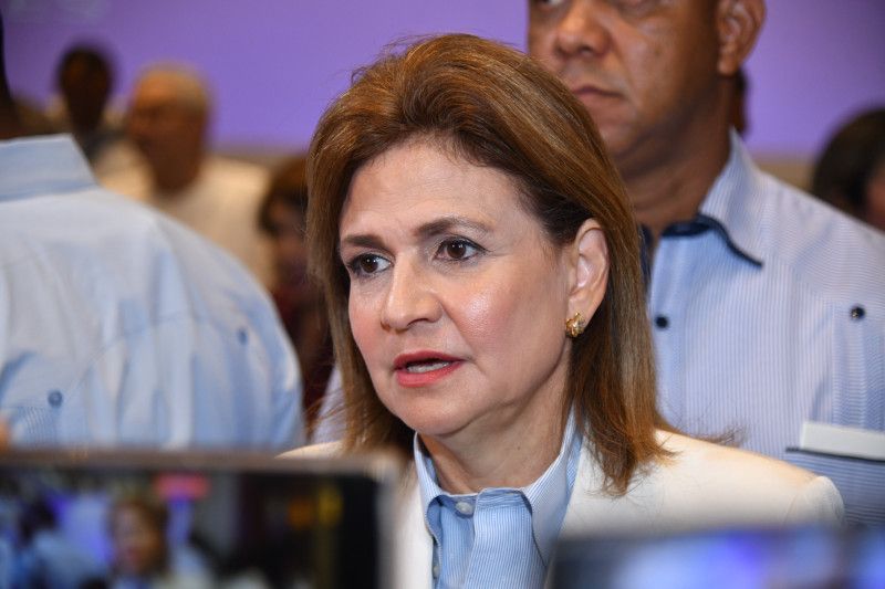 Gobierno RD a Maduro: Para nosotros es un halago… defenderemos la democracia cueste lo que cueste