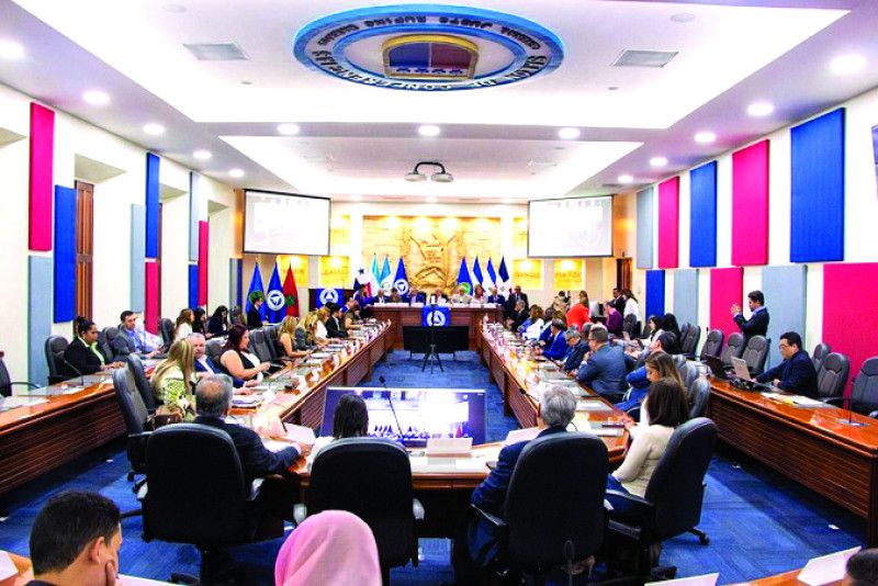 A República Dominicana le cuesta RD$189 millones tener 20 diputados en el Parlacen