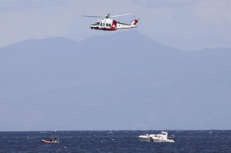 La difícil búsqueda de los desaparecidos del lujoso yate Bayesian en Italia