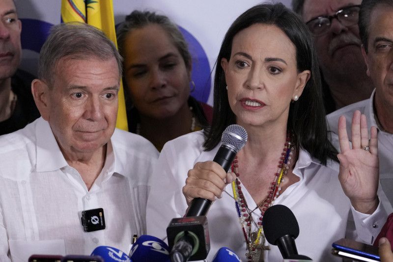 Análisis: ¿Juego trancado? La oposición venezolana se enfrenta al exilio de Edmundo González