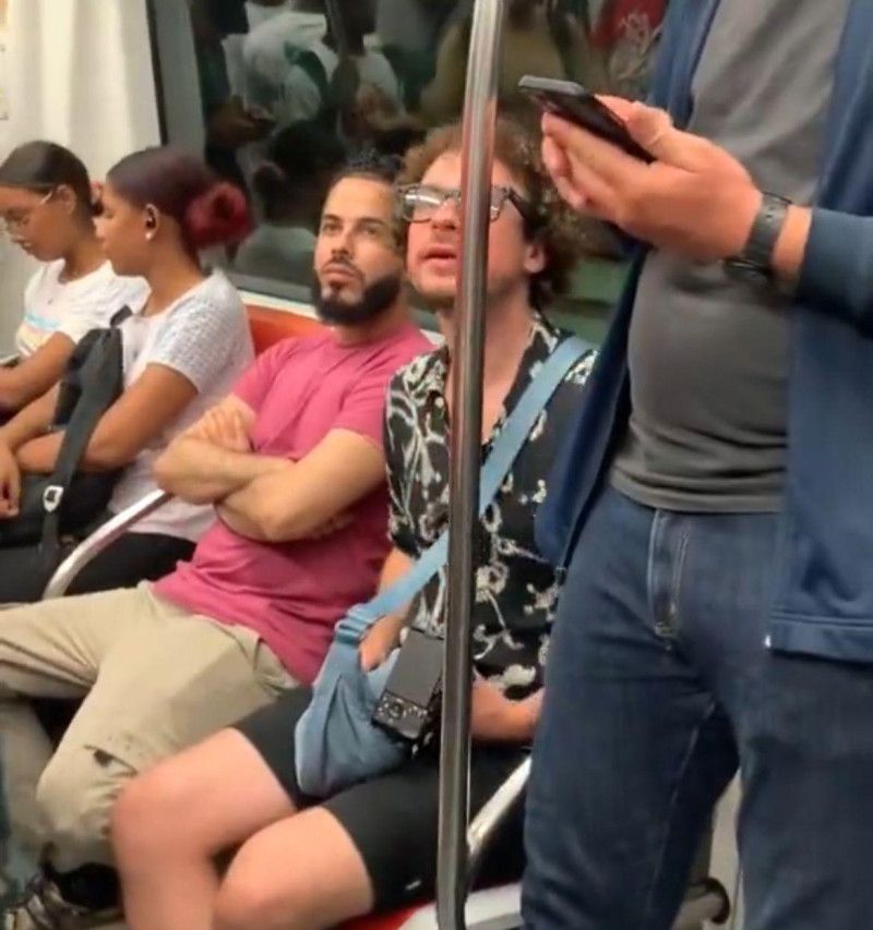 Luisito Comunica fue esposado y amenazado con macana por grabar en Metro de Santo Domingo