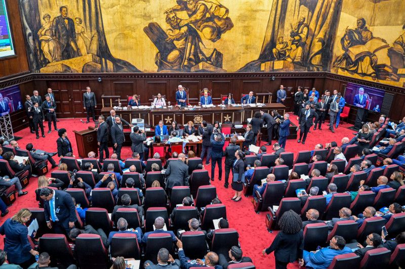 Asamblea Nacional Revisora continúa este lunes discusión de reforma constitucional Asamblea Nacional Revisora continúa este lunes discusión de reforma constitucional