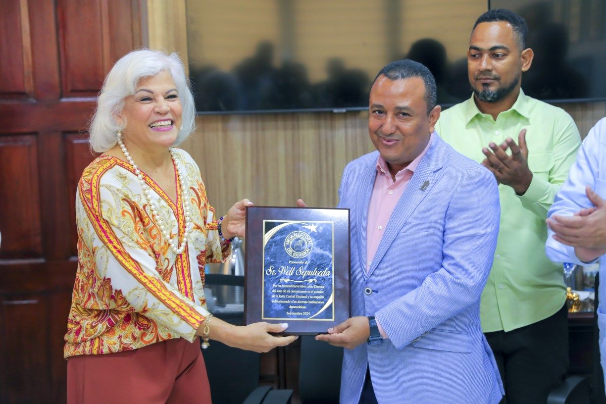 RECONOCEN TRABAJO DE WELL SEPULVEDA AL FRENTE VOTO DOMINICANO EN EL EXTERIOR