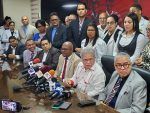 Médicos llegan a un acuerdo con el Gobierno de un 25 % de aumento salarial