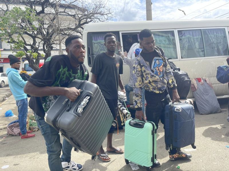 Migración suspenderá repatriaciones de haitianos a final de año por tregua navideña