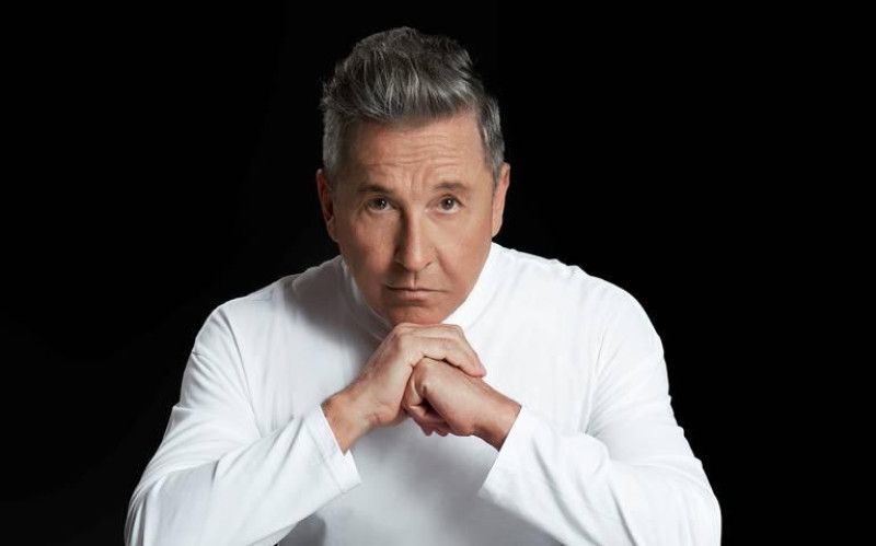 Mujer acusada de vandalizar casa en Samaná de Ricardo Montaner alega es dueña de la propiedad