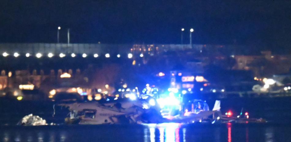 No hay posibilidades de sobrevivientes en accidente aéreo en Washington, según jefe de bomberos