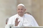 El papa Francisco presenta un cuadro clínico complejo
