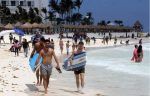 Aranceles de Trump podrían afectar el turismo del país