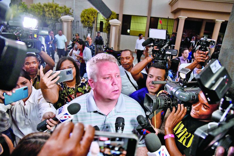 Padre de Joshua Riibe dice no regresará a su país sin su hijo