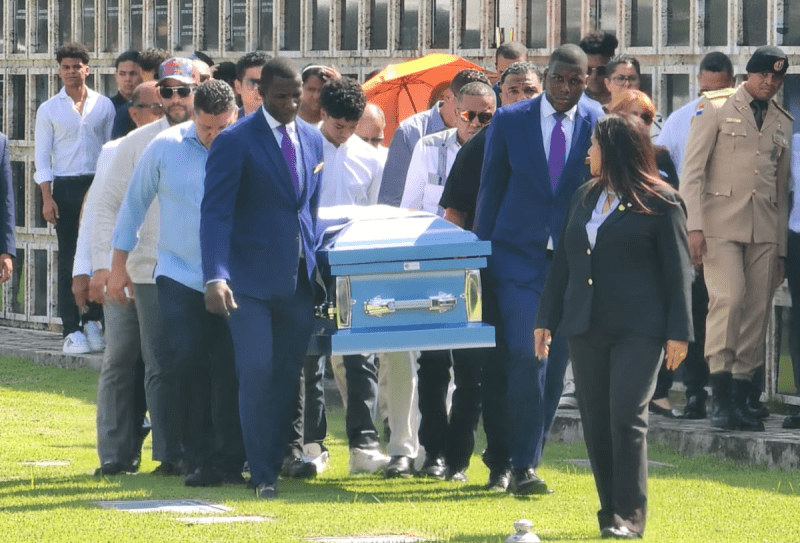 “Nos queda su eterna sonrisa”, alienta Edwin Encarnación sobre Octavio Dotel