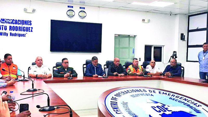 La Semana Santa vuelve a vestir de luto al país